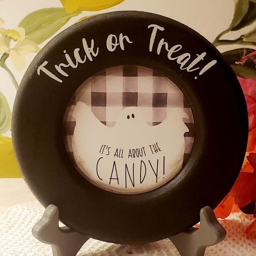 Halloween Trick or Treat Black Plate